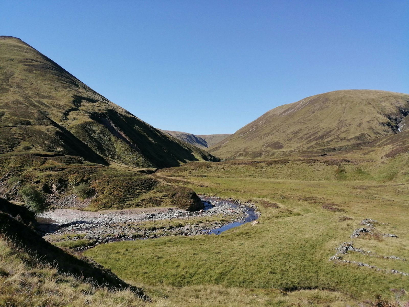 The river running through Dalnacardoch Estate